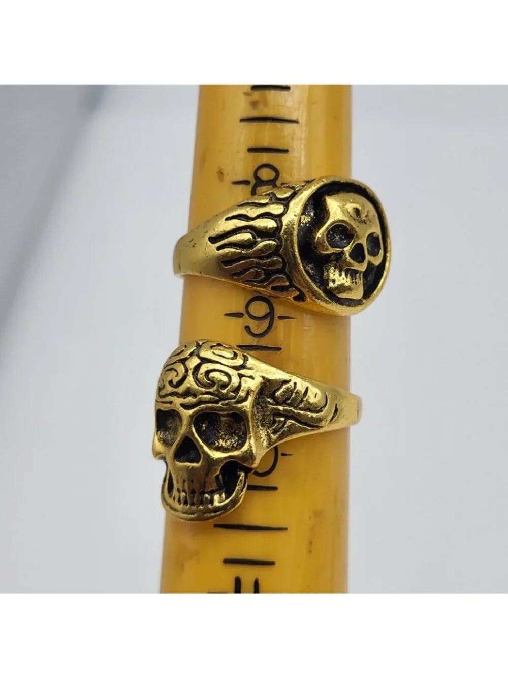 Biker ring Skull rings lot Goth Halloween 8 piece flea market gifts mixed sizes